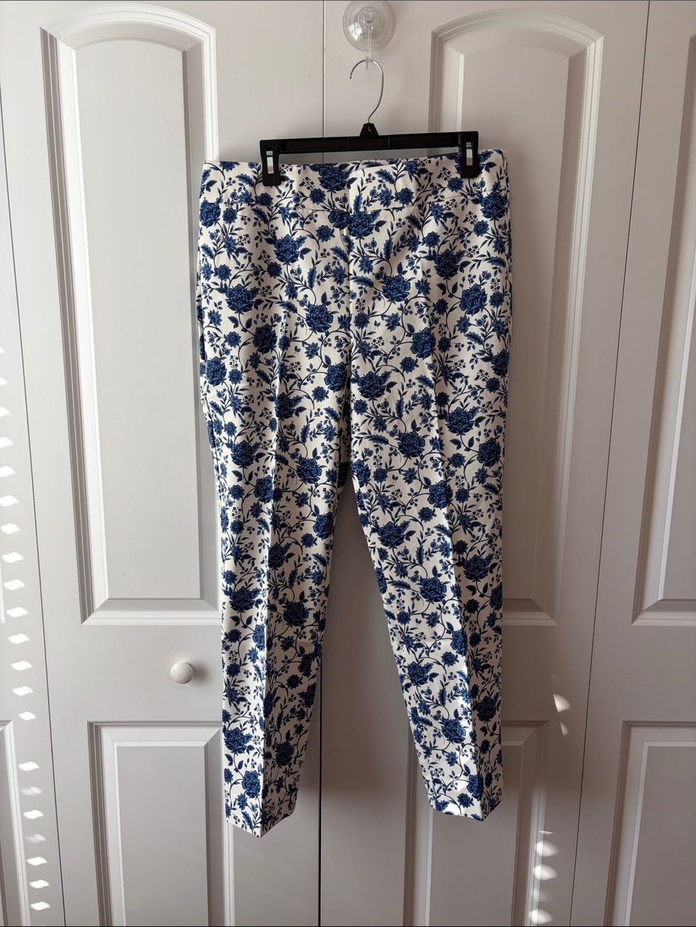 Talbots Chatham Ankle Pants Blue Floral Size 12 New with Tags